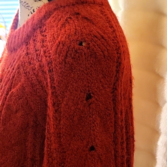 Universal Thread New Red Cable Knit Crew Neck Pullover Sweater Sz S, New - Picture 8 of 9